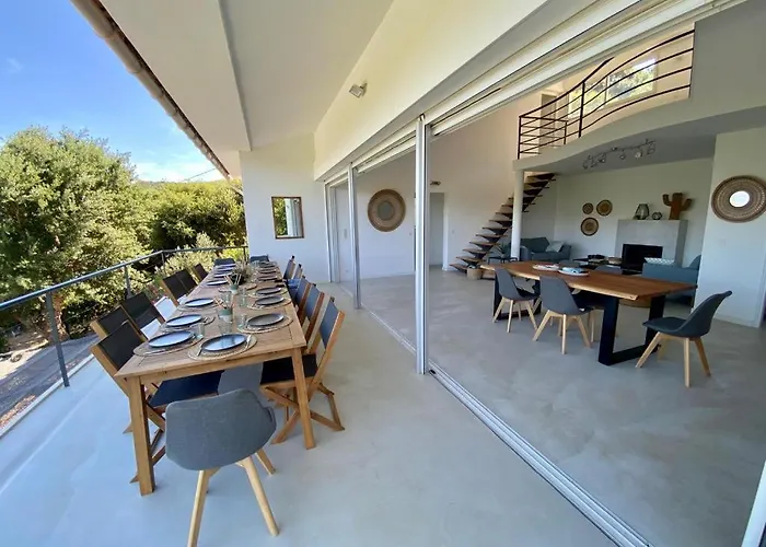 Macchialegria Villa Figari (Corsica)